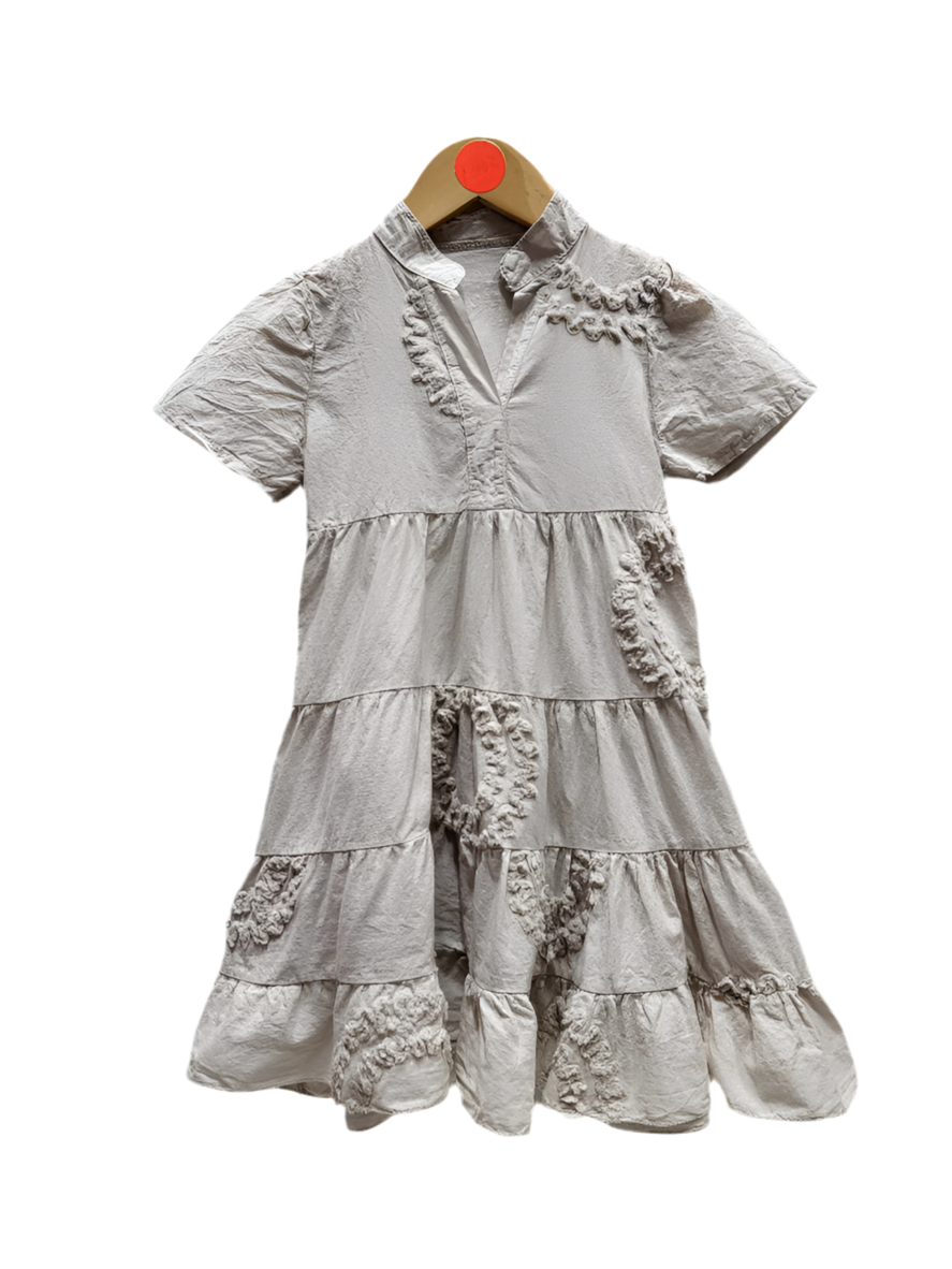 Beige jurk korte mouw