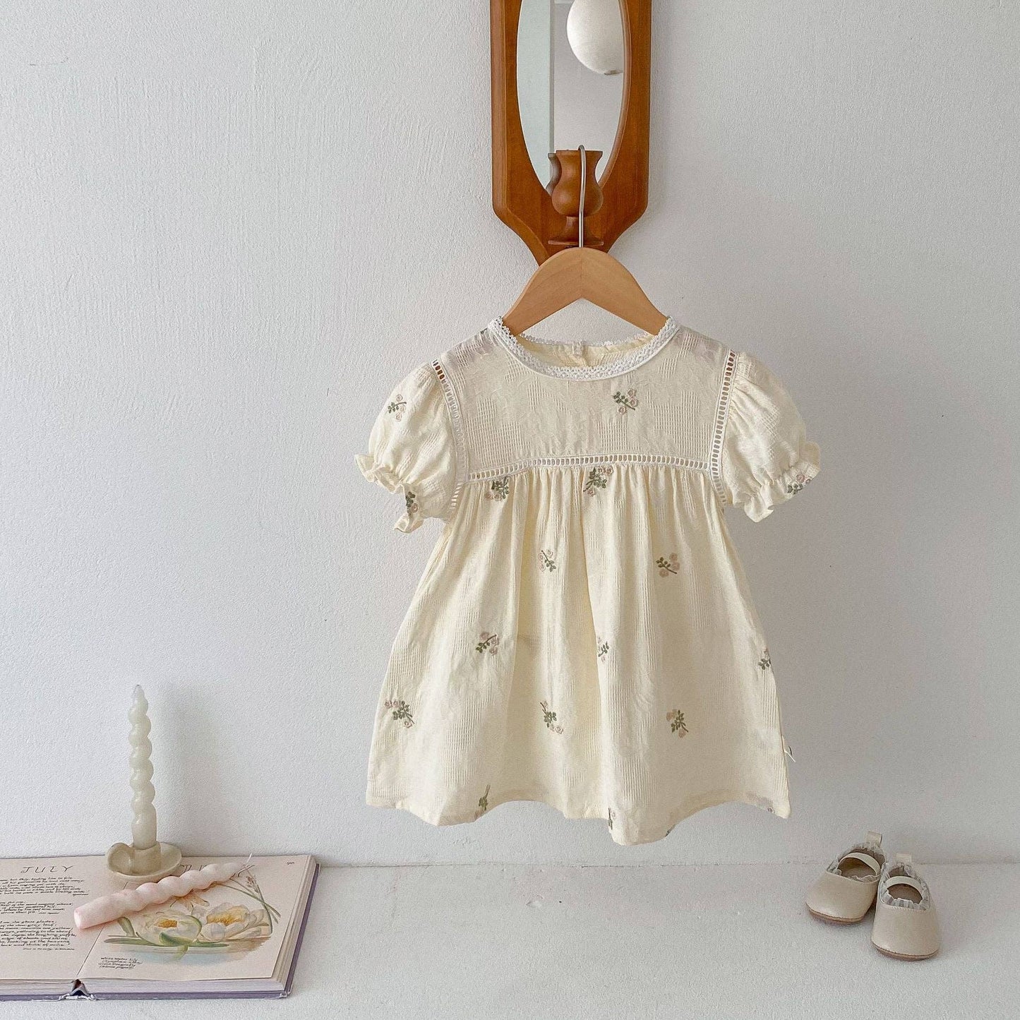 3M-3Y Babyzusje Outfit Geborduurde Bloemen Pofmouw Romper Of Jurken Groothandel Baby Kleding V3824062500047: Patroon 1 / 18-24 maanden
