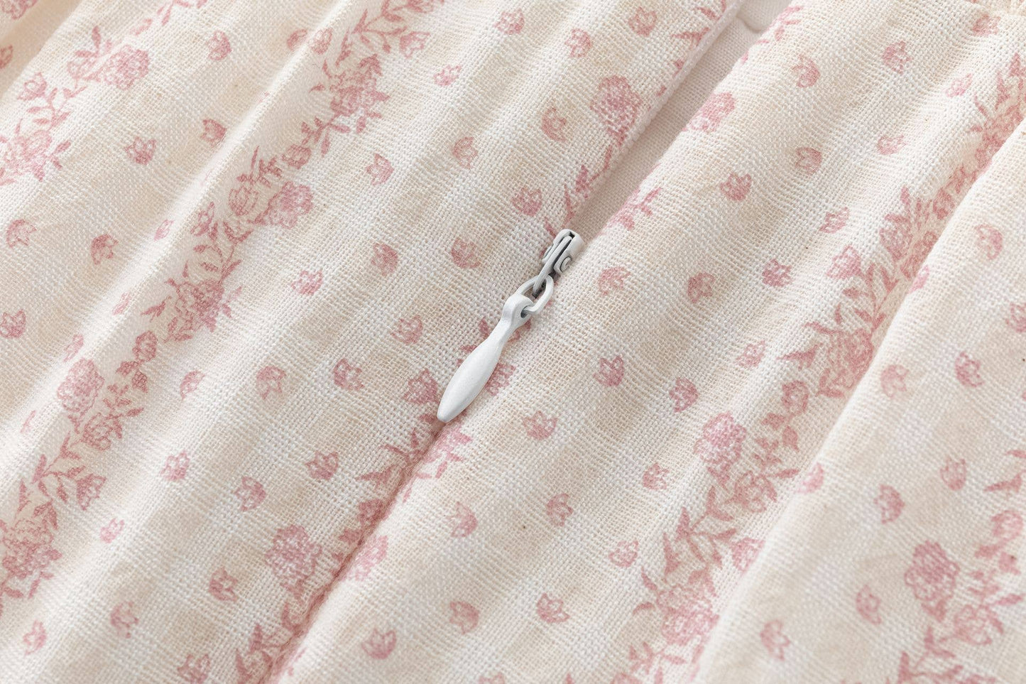 Meisjesjurk met roze smock en mouwen JGV96741