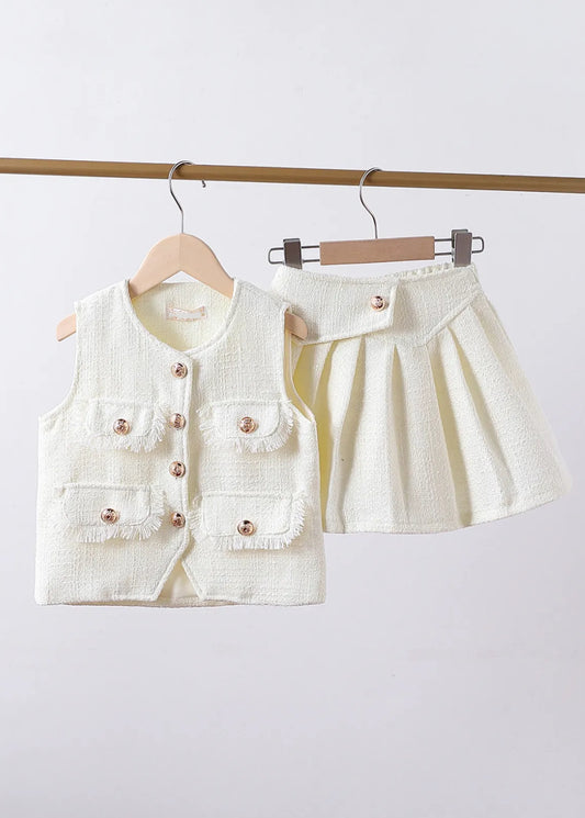 Bouclé set off-white met gouden knoopjes