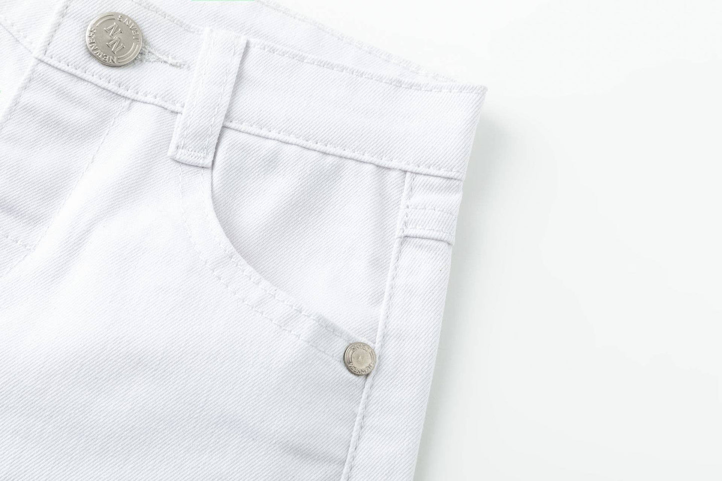 Witte baby jongens spijkershort