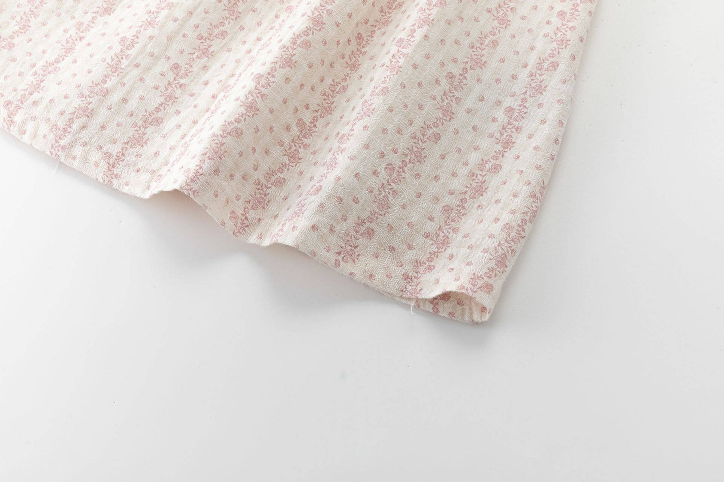 Meisjesjurk met roze smock en mouwen JGV96741