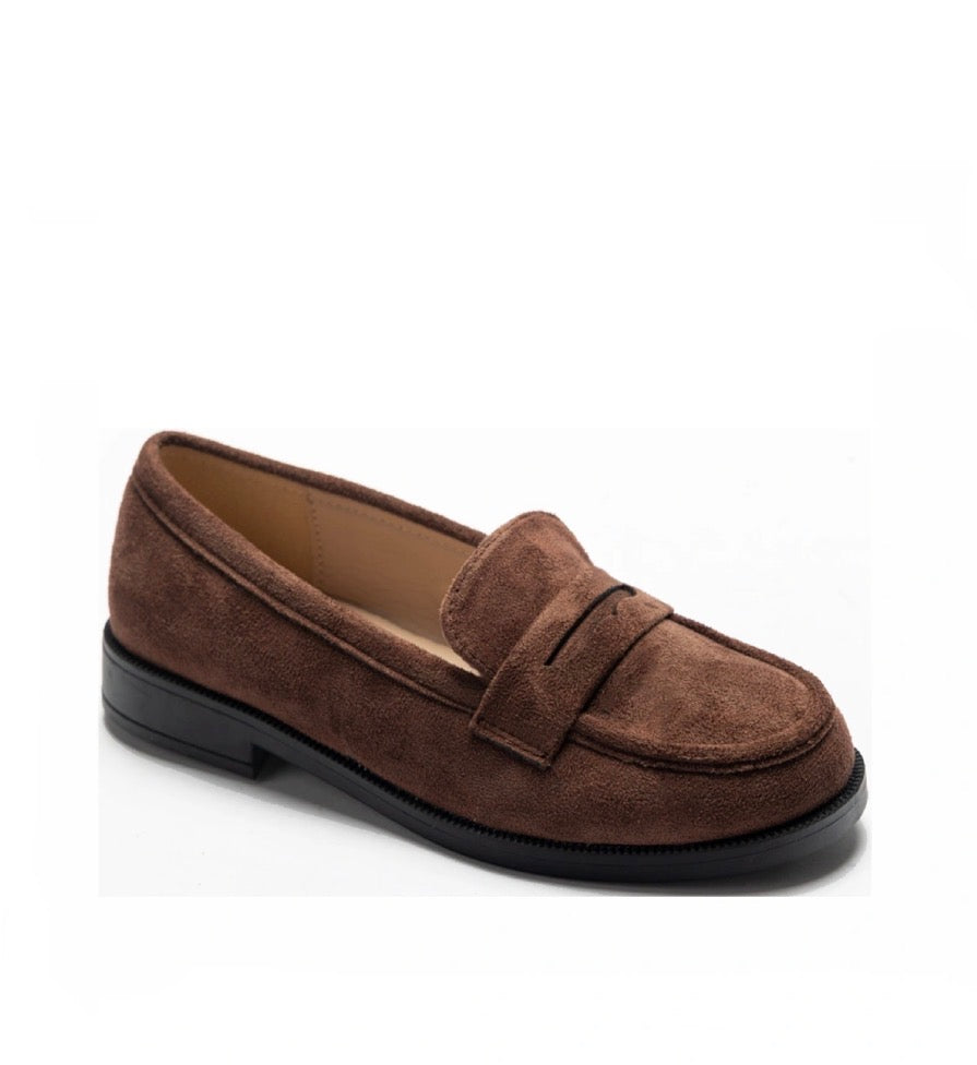 Bruine suede instappers / loafers