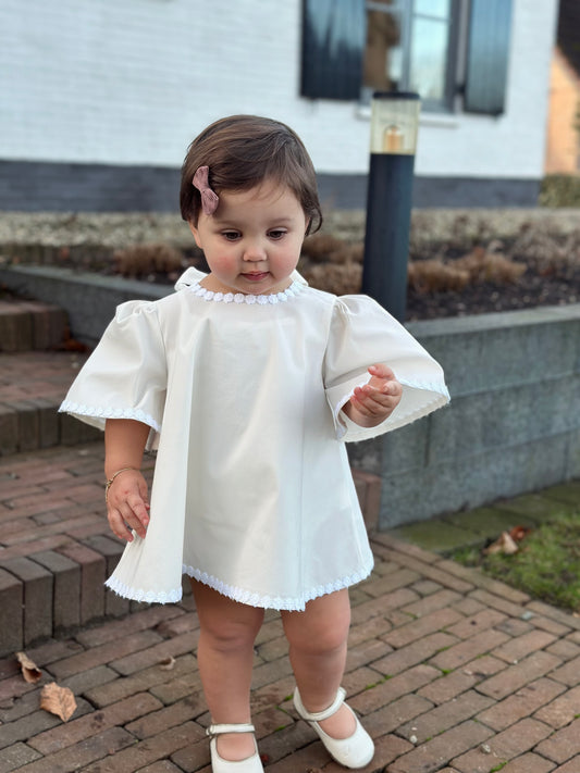 Jurk wit met kant LouLou