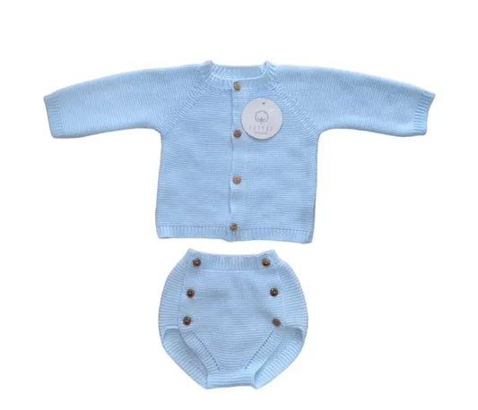 Gebreid baby pakje licht blauw